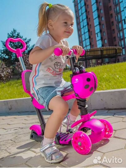 Самокат детский трехколесный новый с ручкой