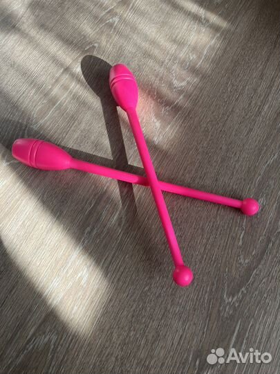 Булавы гимнастические