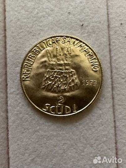 Золотая монета 1 и 2 скуди (скудо) 1977 год