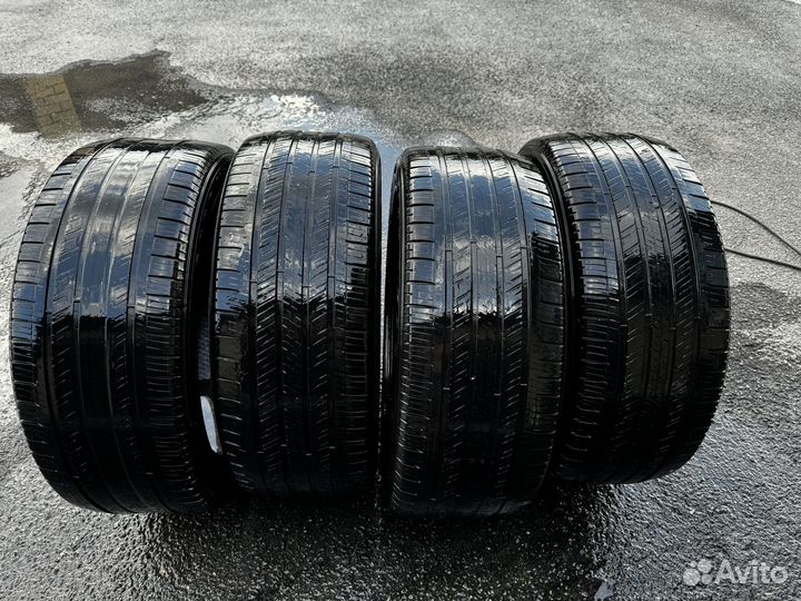 Goodyear Eagle Touring 285/45 R22