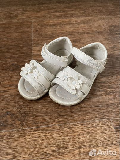 Сандалии для девочки 23 размер