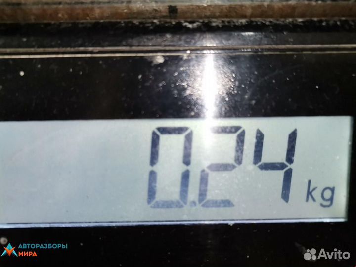 Трубка топливная Audi A6 4F/C6 2005 06E127501P