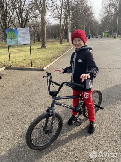 Трюковой велосипед BMX