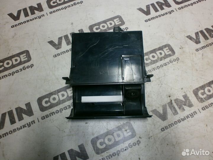 Пепельница передняя Audi A6