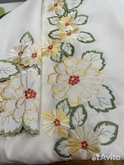 Скатерть разные 3 шт