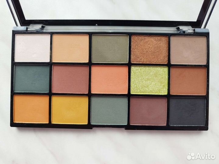 Тени makeup revolution I heart revolution nyx