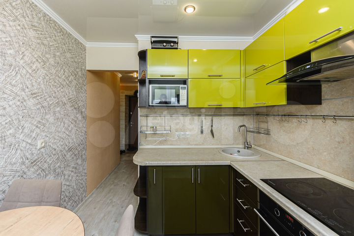 3-к. квартира, 65 м², 9/9 эт.