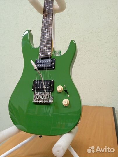 Электрогитара