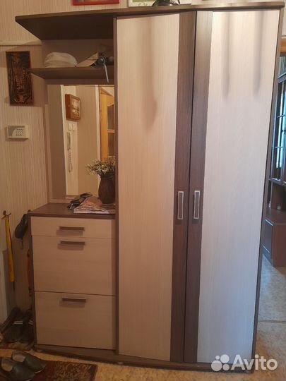 Шкаф прихожка