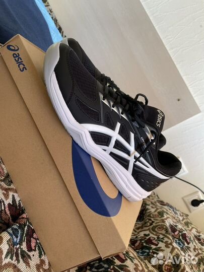 Asics upcourt 4