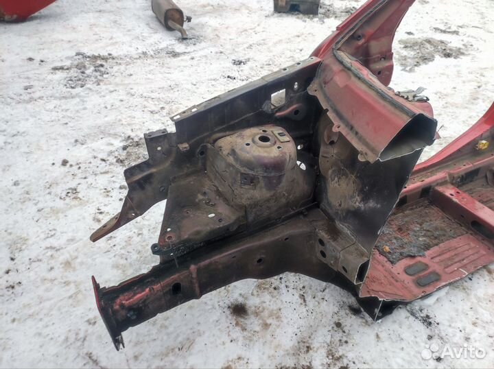 Четверть передняя правая Ford Fusion