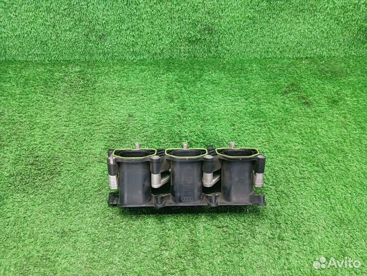 Впускной коллектор левый Audi A4 B8 8K