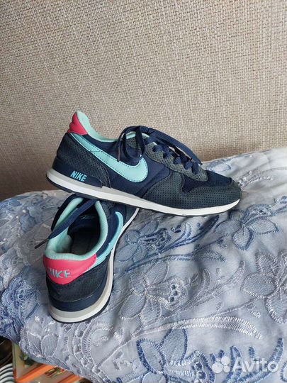 Кроссовки nike