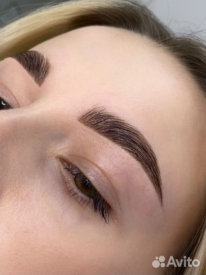 Коррекция бровей