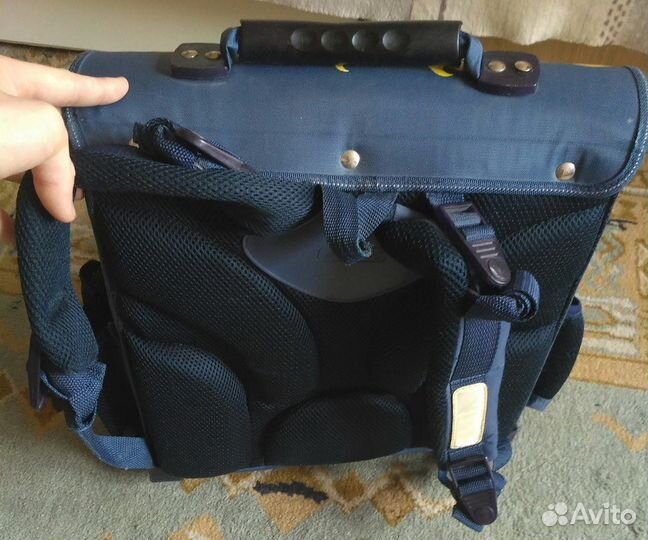 Школьный ранец