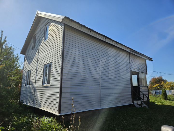 Дача 70 м² на участке 8 сот.