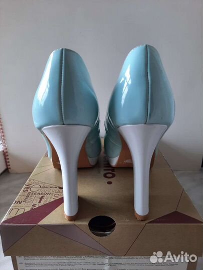Туфли лаковые 39,5 размера