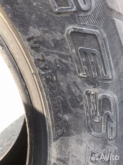 Bridgestone Blizzak LM-25 4x4 265/65 R17