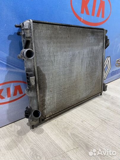 Радиатор охлаждения двигателя основной Renault log