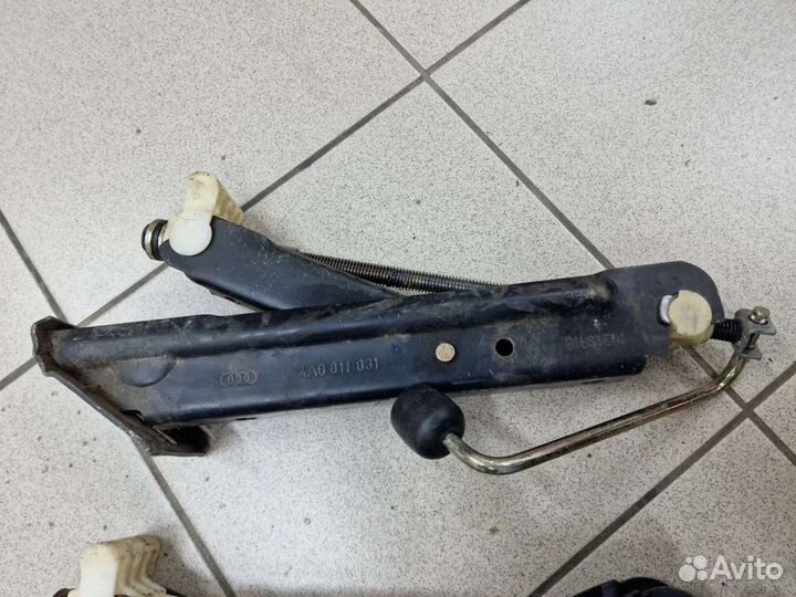 Оригинальный домкрат Audi 100/A6 C4 4A0011031B
