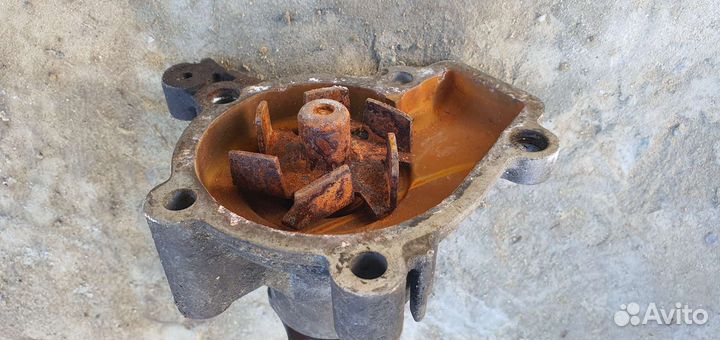 Хундай Соната EF 2.0 помпа