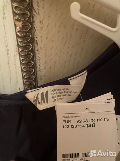 Платье нарядное 140 новое H&M