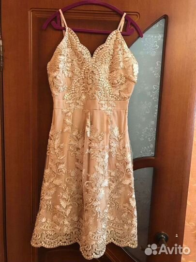 Вечернее платье