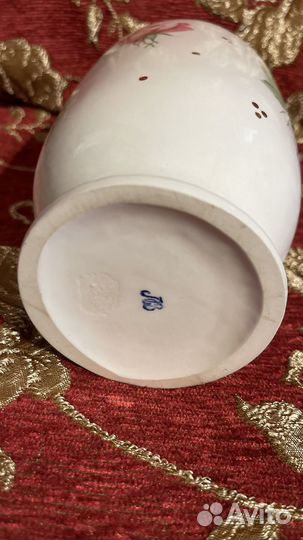 Фарфоровая ваза лфз