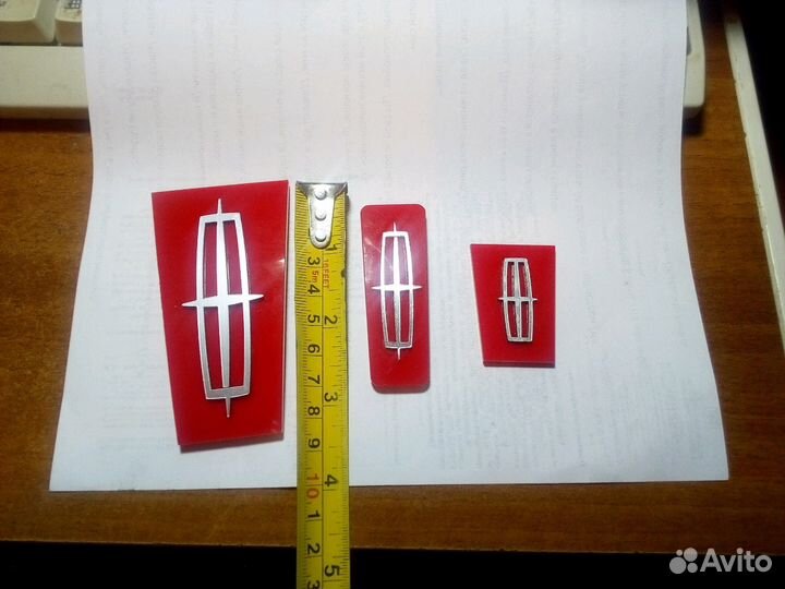 Lincoln Town Car,Navigator эмблемы