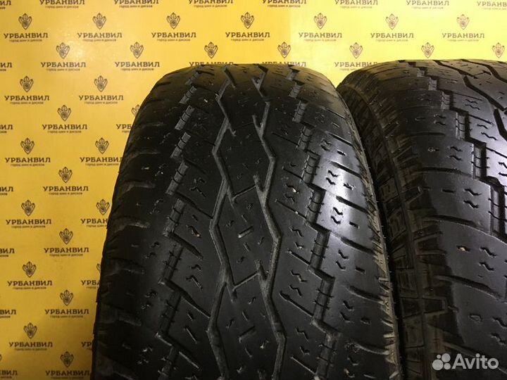 Toyo Open Country A/T Plus 235/65 R17 108V