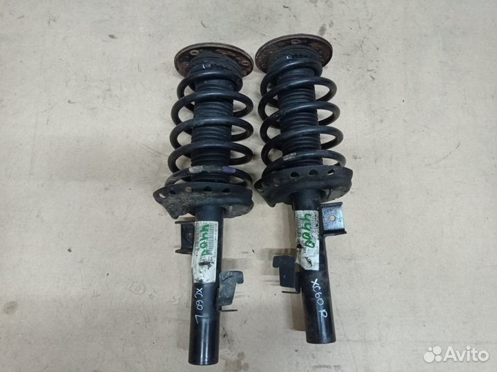 Volvo XC60 XC70 амортизатор передний в сборе