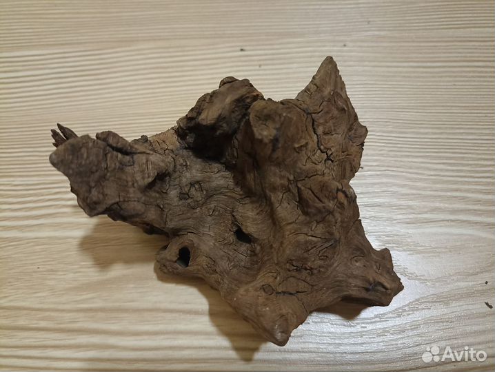 Камни и коряга для аквариума