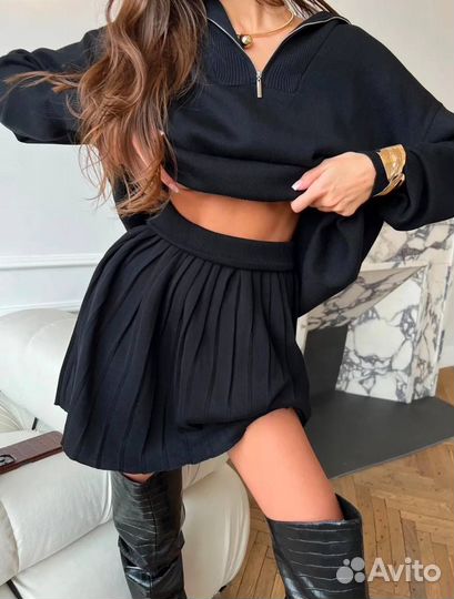 Костюм женский с юбкой