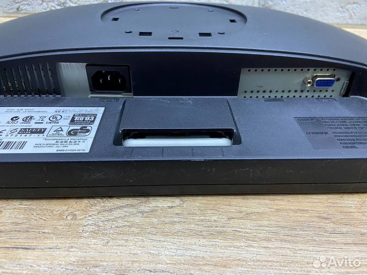 Монитор samsung MY19WS