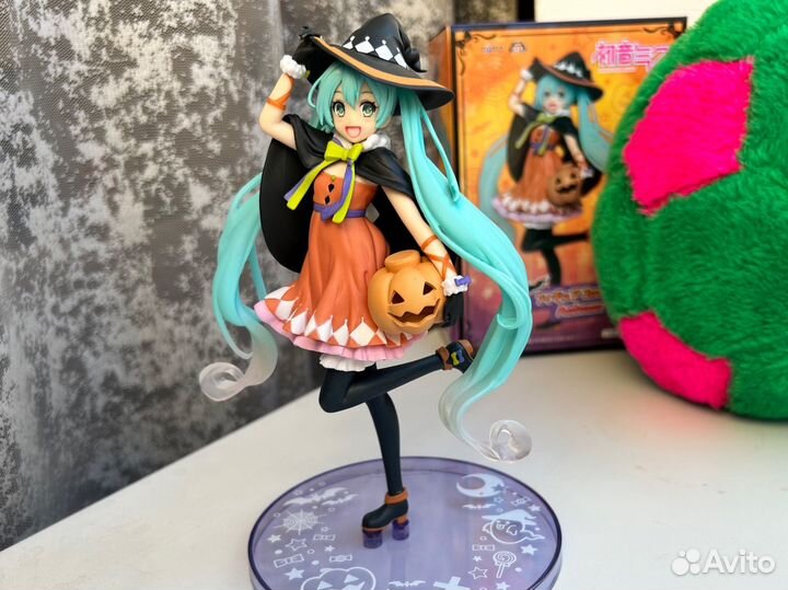 Аниме фигурка Хатсуне Мику хэллоуин оригинал