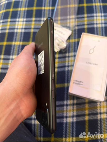 Samsung Galaxy A12, 4/64 ГБ