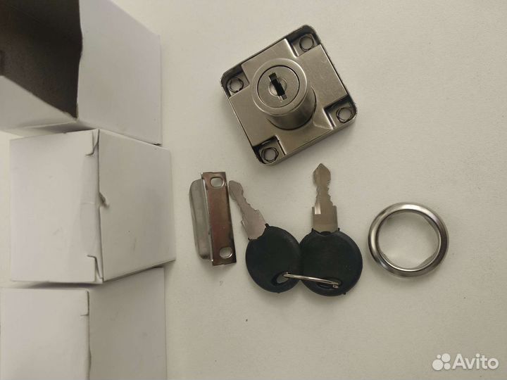 Мебельный замок