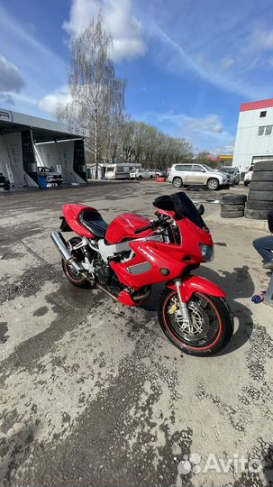 Honda vtr1000f