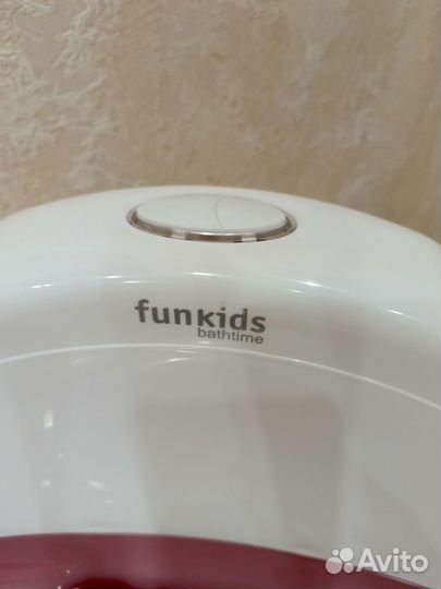 Детский горшок в виде унитаза