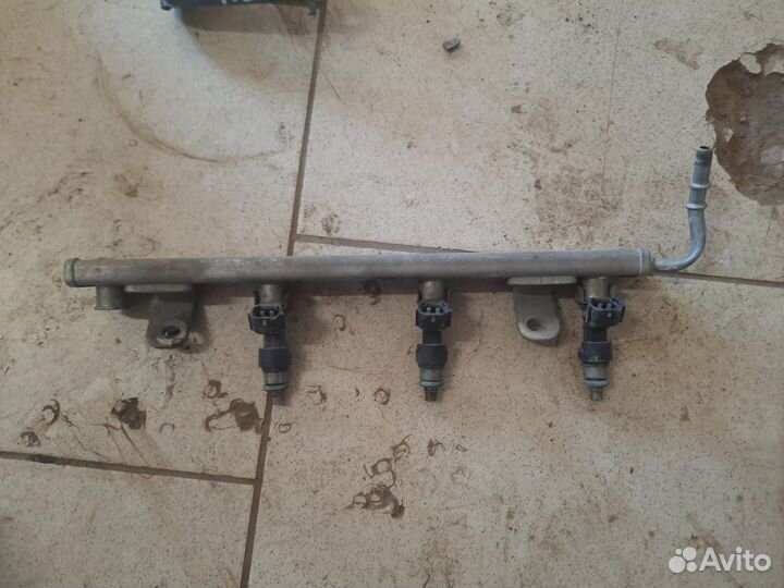 Топливная рампа Nissan Qashqai