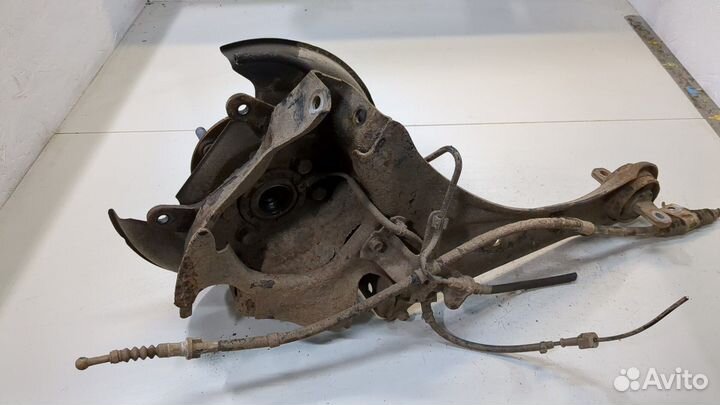 Ступица (кулак, цапфа) левая задняя Mitsubishi Outlander