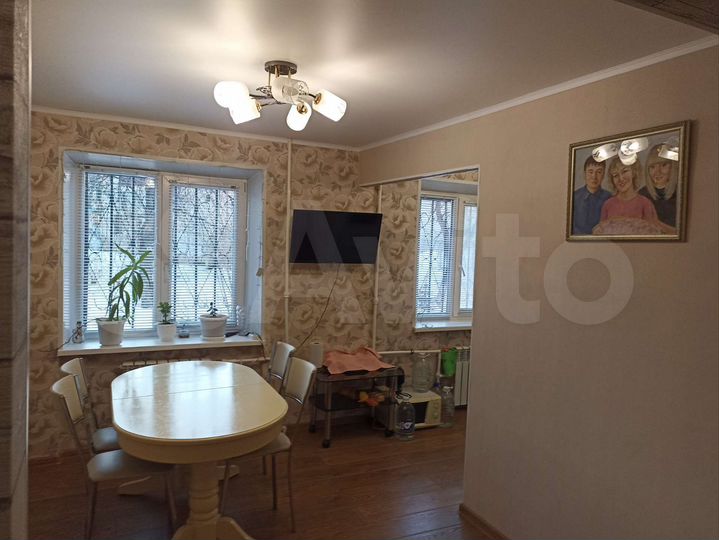 4-к. квартира, 63 м², 1/5 эт.