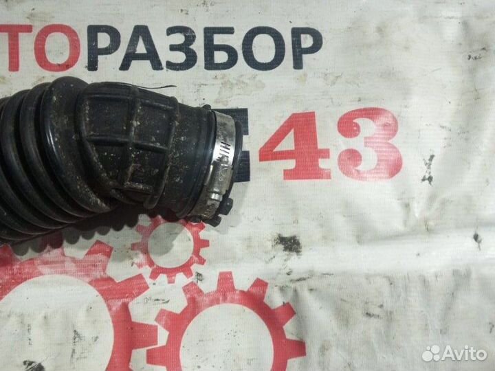 Патрубок Chevrolet Aveo T300 1.6 F16D4 2012