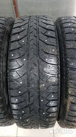 Firestone Ice Cruiser 7 215/65 R16 98T