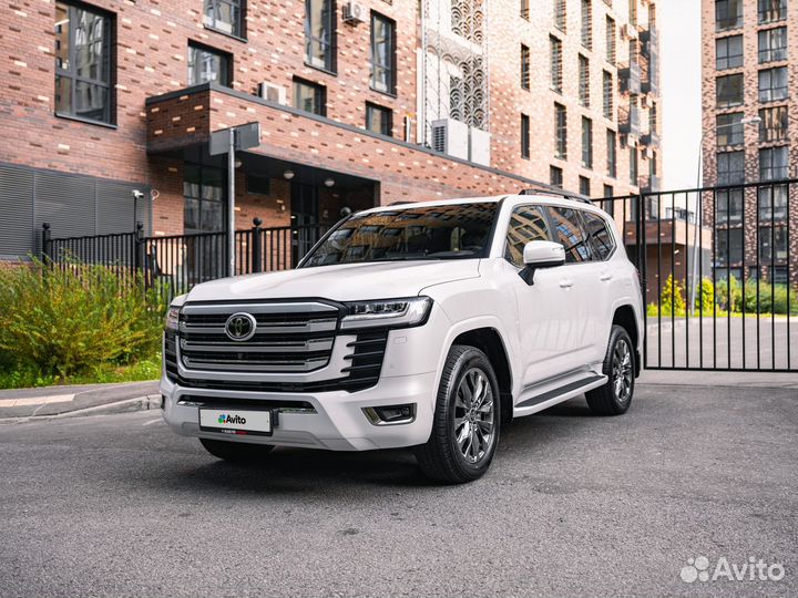 Toyota Land Cruiser 3.5 AT, 2023, 30 км