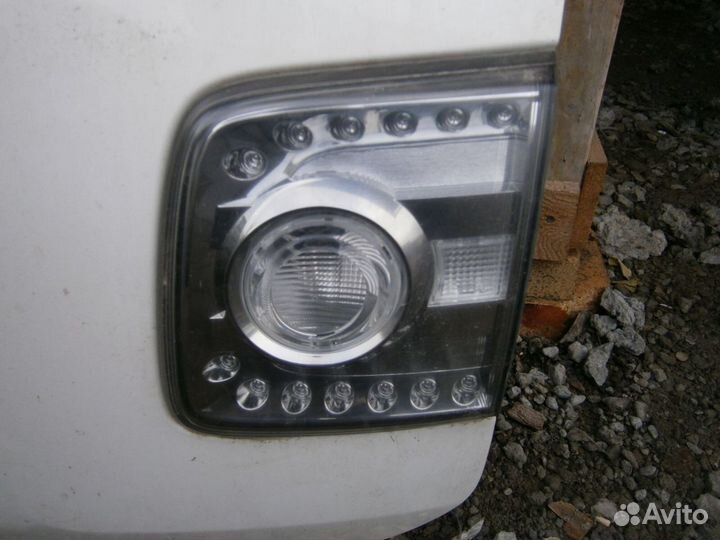 Фонарь задний Ниссан Патрол Y62