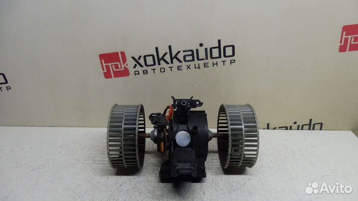 Моторчик печки, BMW 5, E60, OEM №: 64116933910