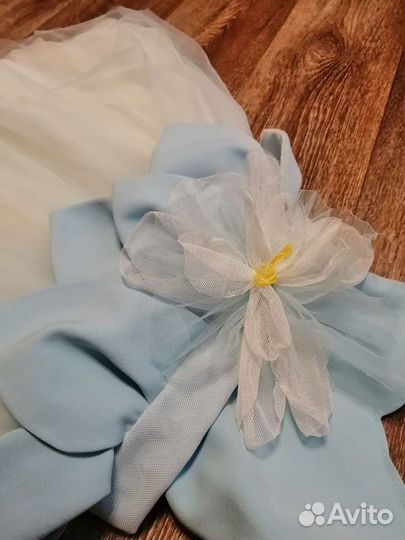 Детское нарядное платье 104