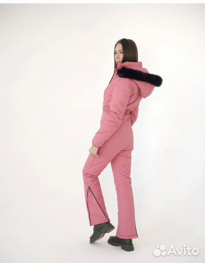 Женский зимний комбинезон 40