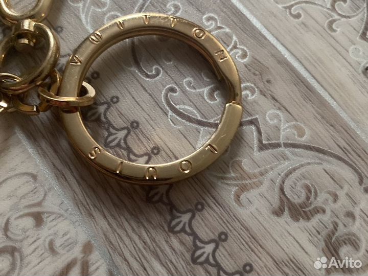 Брелок louis vuitton